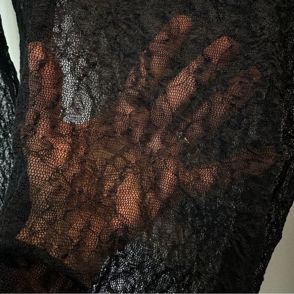 SOLD All Over Lace stretch Turtleneck Top in Black - Picture 6 of 17